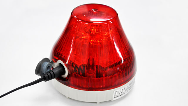 電池式LED警告灯ニコPOT：充電式のLED警告灯、携帯性に優れ回転と点滅はワンタッチ切替｜日惠製作所